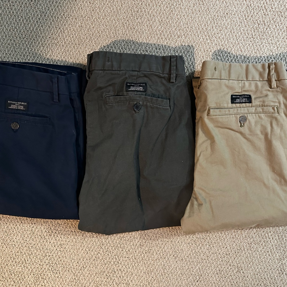 3 pairs Men’s Banana Republic Slim Lived-In Chinos - Dark Navy, Olive & Khaki